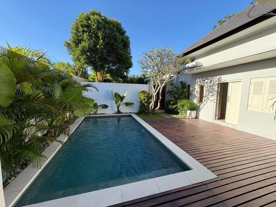 Modern Minimalist Villa in a Prime Busy Area